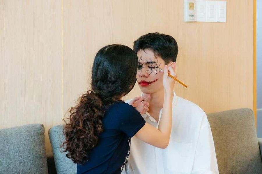 Vẽ Mặt Halloween