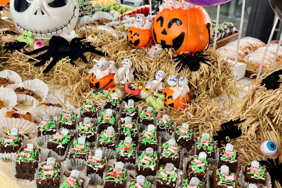 Tiệc Tea Break Halloween Set 2 4