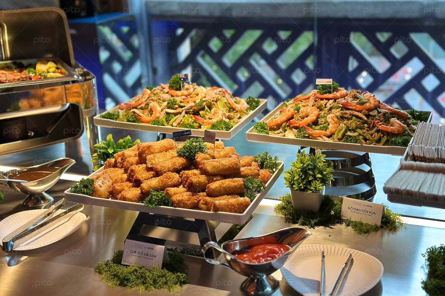 Tiệc  Buffet 40 Khách Decor Sang Trọng 2