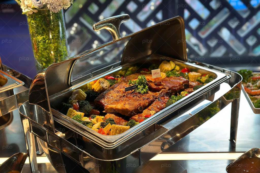 Tiệc  Buffet 40 Khách Decor Sang Trọng 4