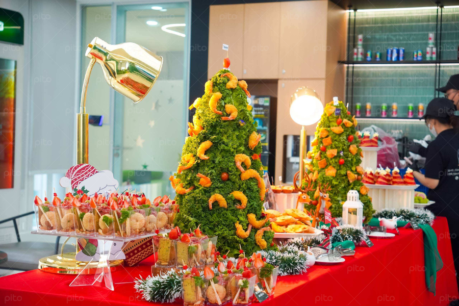 Tiệc Finger Food Cây Thông Tôm Chiên