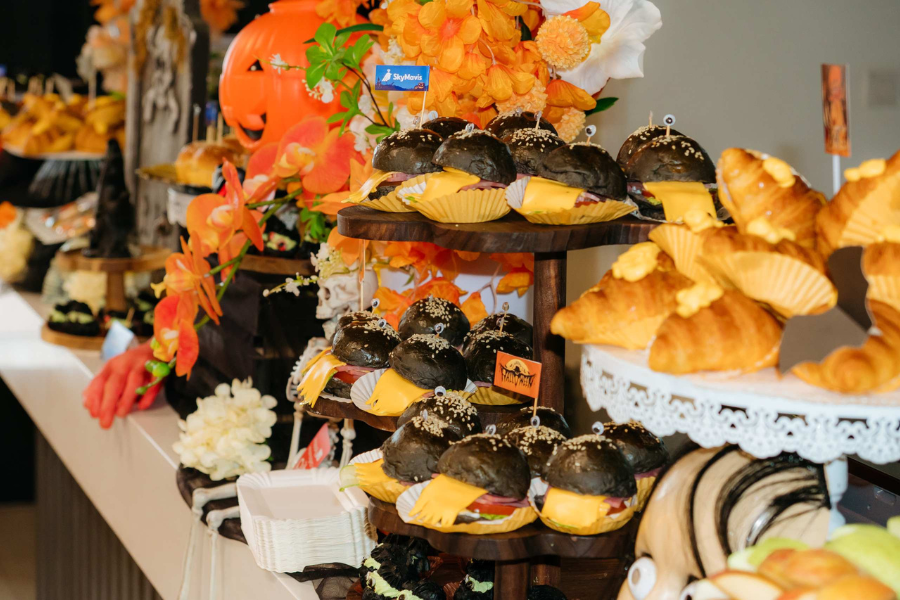 Tiệc Tea Break Halloween Vui Nhộn 2