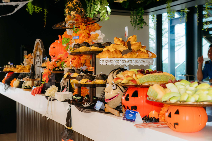 Tiệc Tea Break Halloween Vui Nhộn