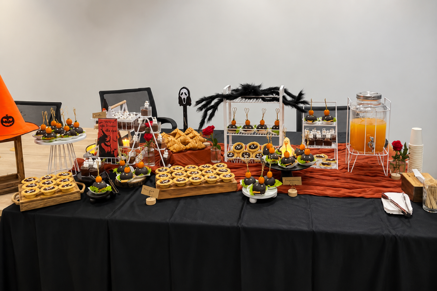 Tiệc Tea Break Halloween 50 khách